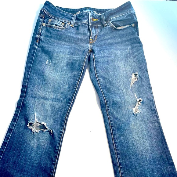 American Eagle size 4 low rise - Picture 2 of 10